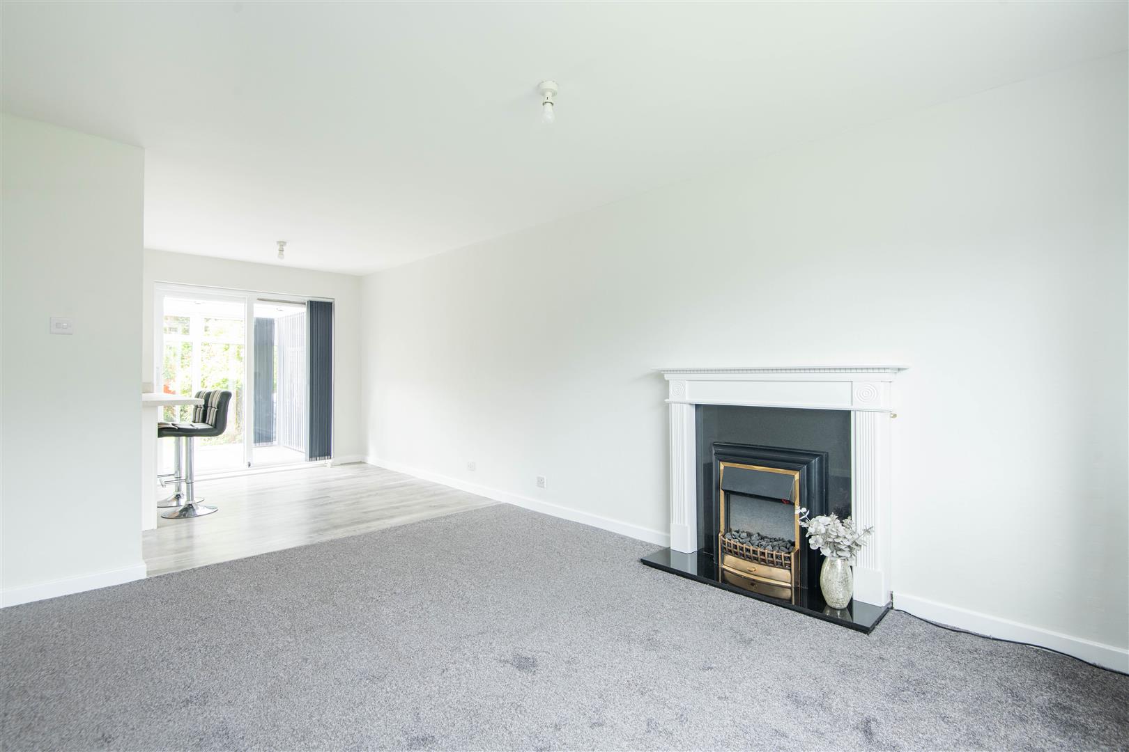 3 bed property in School Field, Preston